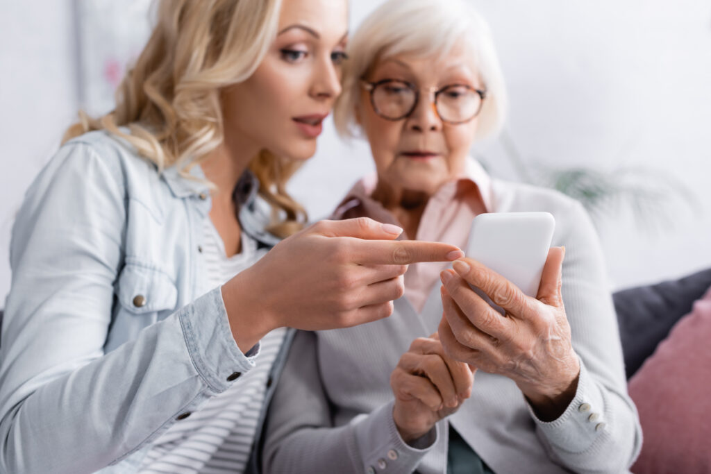 Senioren Smartphone mit Whatsapp